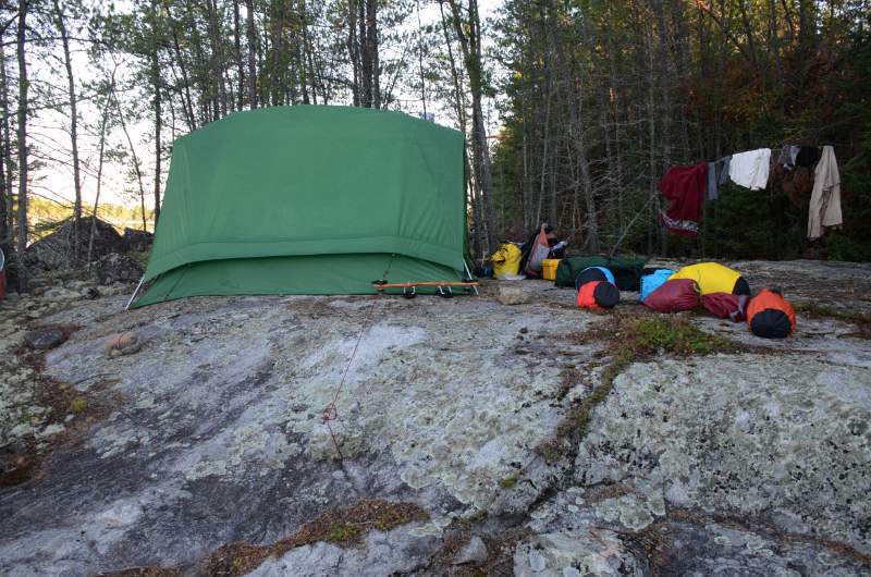 700_5240.jpg - Packing up in the morning