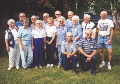 reunion_01.jpg (41580 bytes)