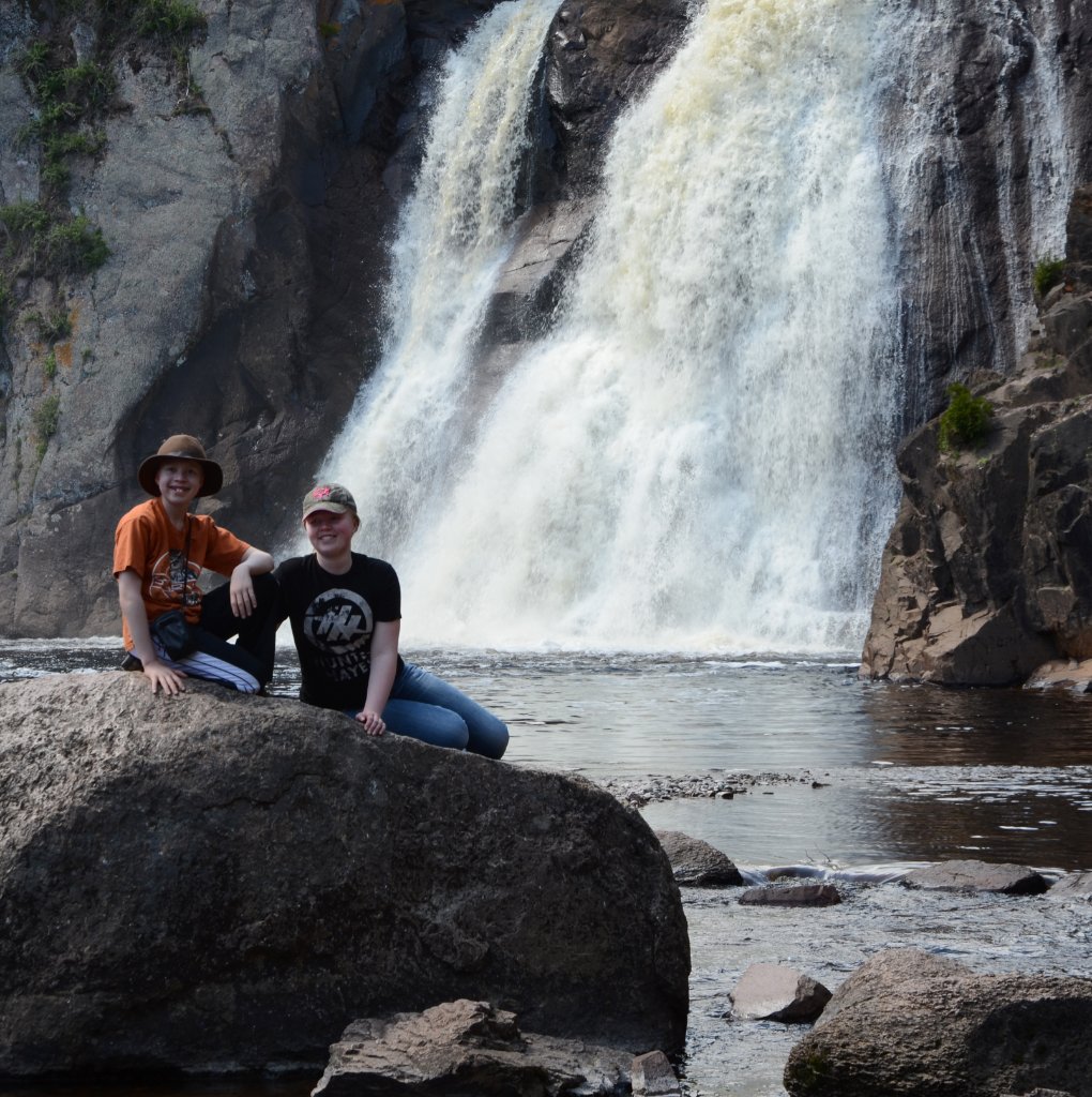 700_5246.jpg - Devil's Kettle Waterfall