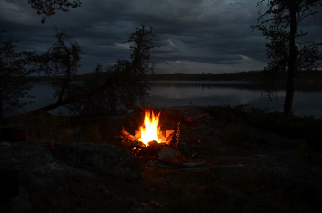 700_6046.jpg - Warm Fire on a Cool Night