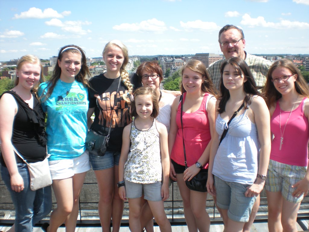 DSCN0482.JPG - German Host Family and Freinds