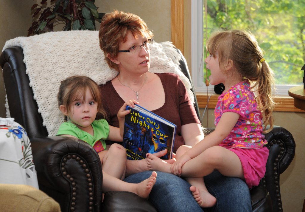 DSC_8804.jpg - Story Time