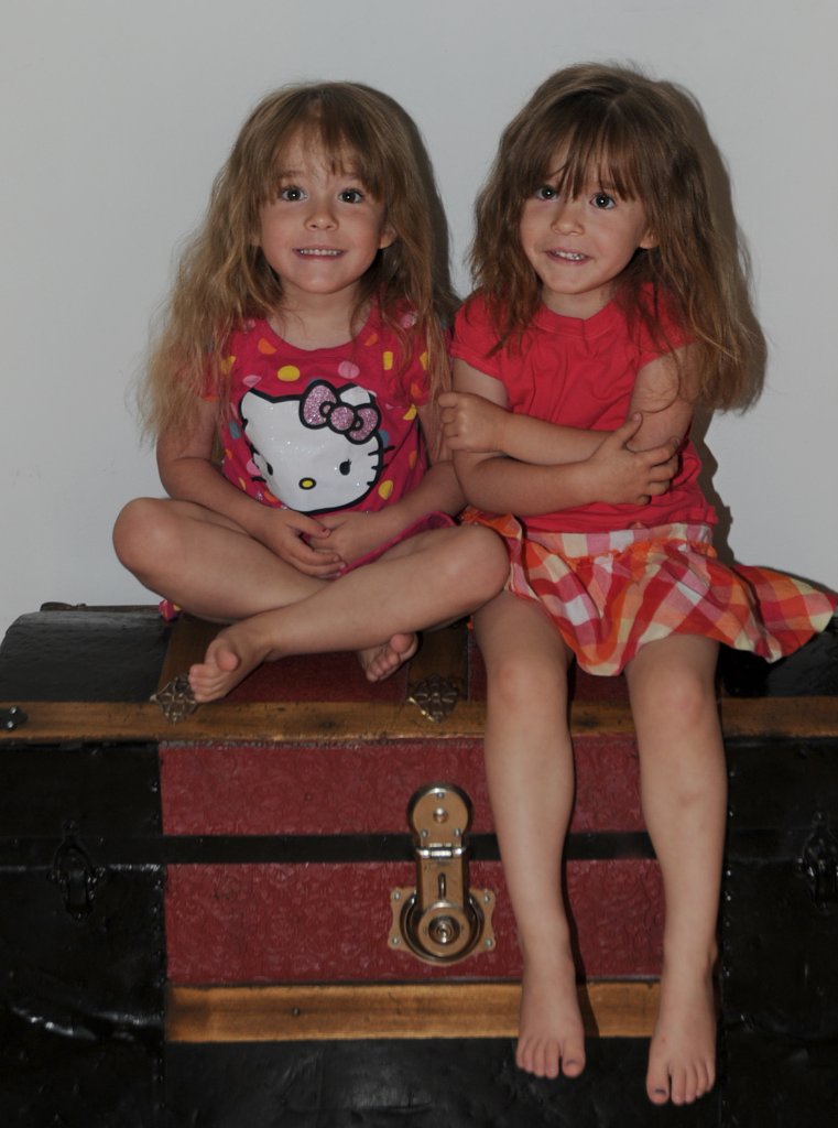 DSC_8947.jpg - Morgan and Paige