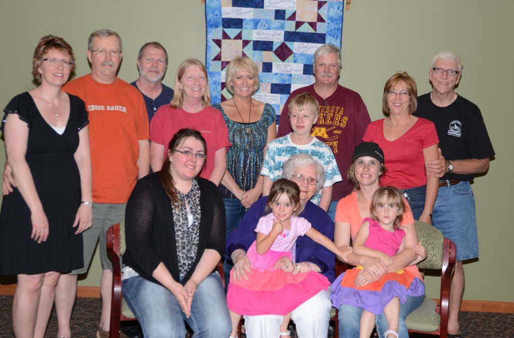 family.jpg - Family Reunioun
