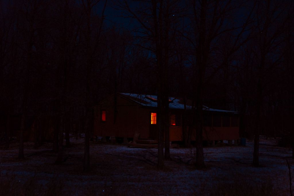 cabin1.jpg