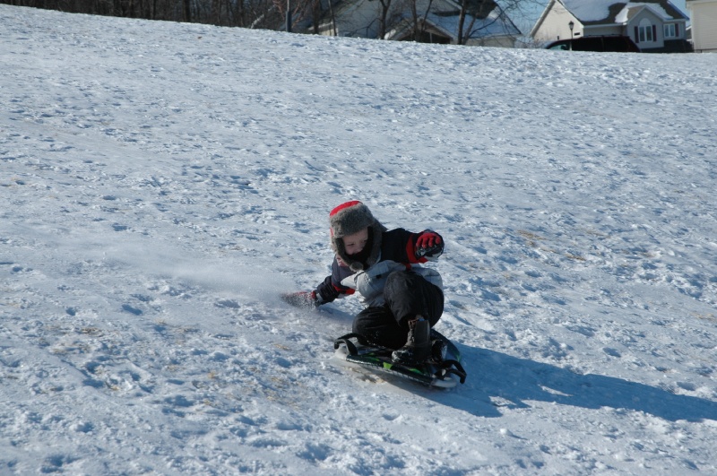 DSC_5972.JPG - Is Erik going to try snowboarding?